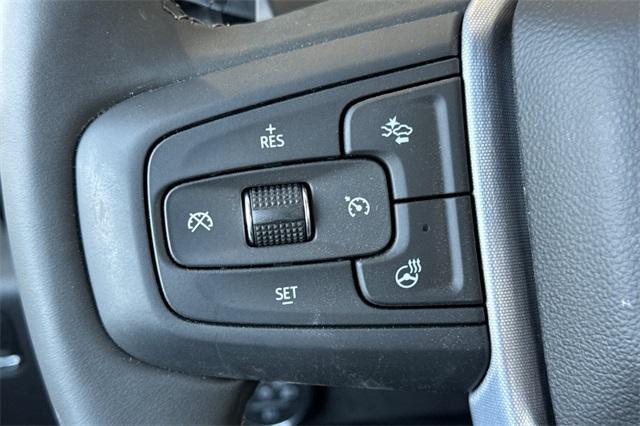 Photo of 2025 Summit White GMC Sierra 1500