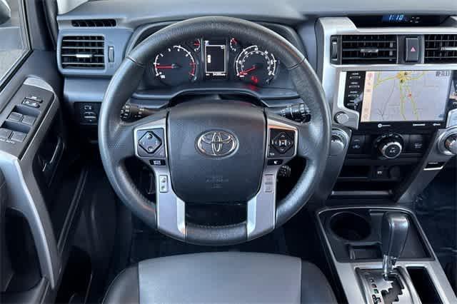 Photo of 2022 White Toyota 4Runner