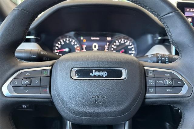 Photo of 2025 Hydro Blue Pearlcoat Jeep Compass