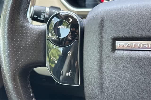 Photo of 2018 Fuji White Land Rover Range Rover Sport