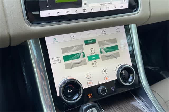 Photo of 2018 Fuji White Land Rover Range Rover Sport