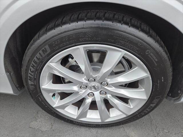 Photo of 2018 Bright Silver Metallic Volvo S90