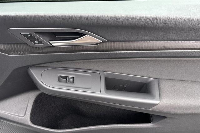 Photo of 2022 Oryx White Pearl Volkswagen Golf GTI