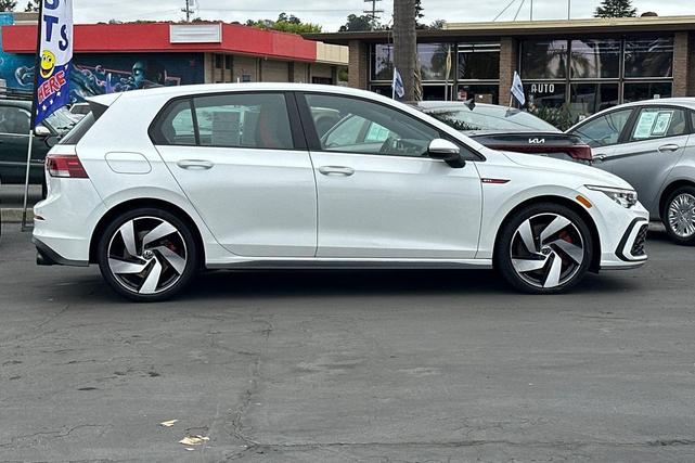 Photo of 2022 Oryx White Pearl Volkswagen Golf GTI