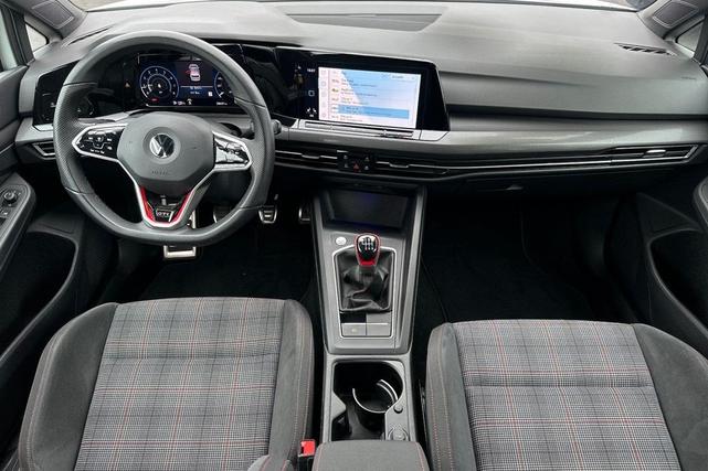 Photo of 2022 Oryx White Pearl Volkswagen Golf GTI