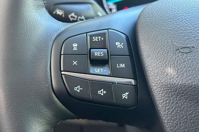 Photo of 2025  Ford Transit-350