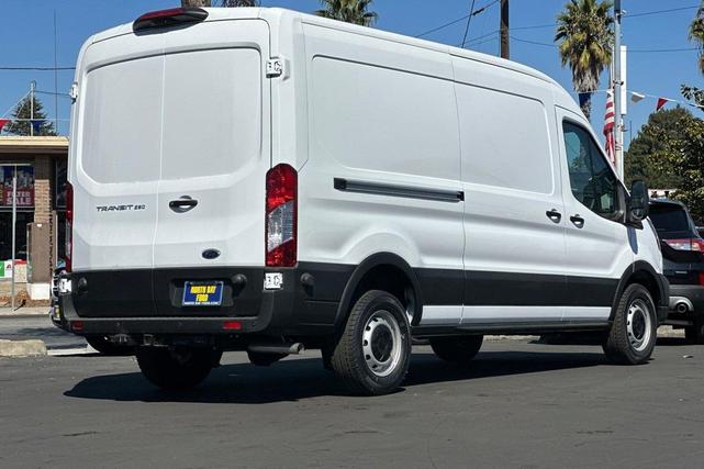 Photo of 2024 Oxford White Ford Transit-250