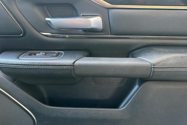 Photo of 2020 Granite Crystal Metallic Clearcoat RAM 1500
