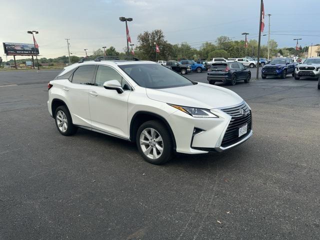 Photo of 2016 White Pearl Lexus RX 350