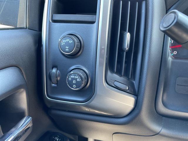 Photo of 2018 Black Chevrolet Silverado 1500