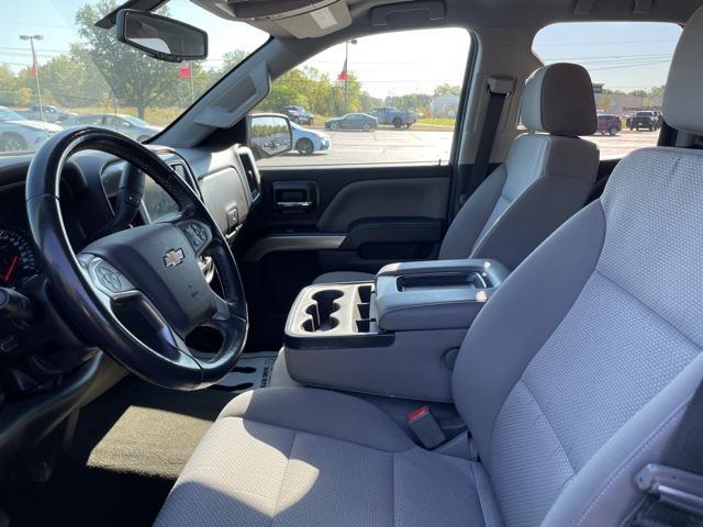 Photo of 2018 Black Chevrolet Silverado 1500