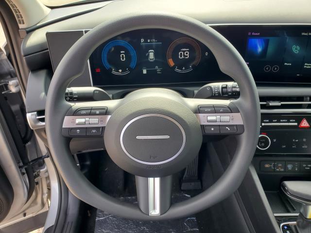 Photo of 2025 Shimmering Silver Hyundai TUCSON