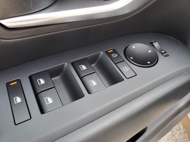 Photo of 2025 Shimmering Silver Hyundai TUCSON