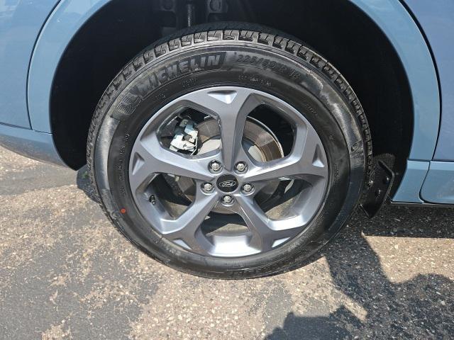 Photo of 2024 Vapor Blue Metallic Ford Escape