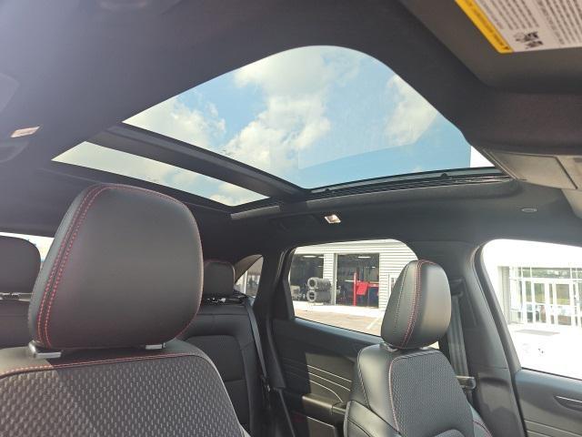 Photo of 2024 Vapor Blue Metallic Ford Escape