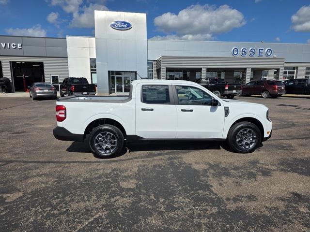 Photo of 2025 Oxford White Ford Maverick