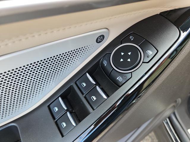 Photo of 2023 Agate Black Metallic Ford Explorer