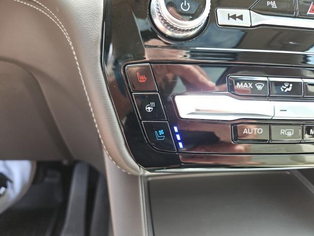 Photo of 2023 Agate Black Metallic Ford Explorer