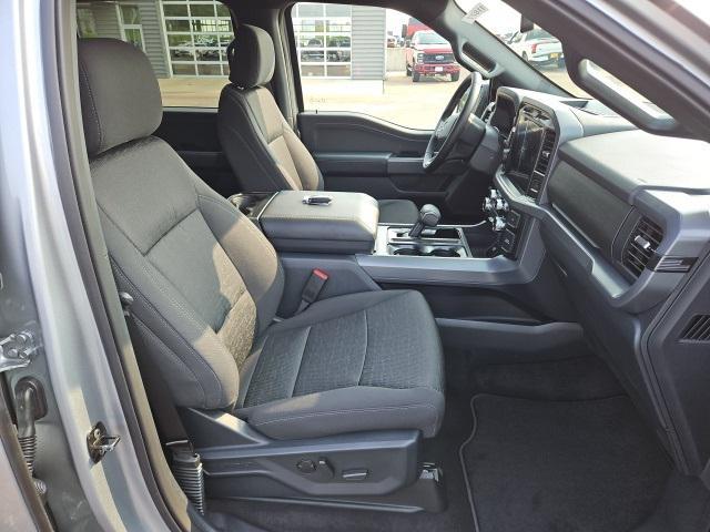 Photo of 2025 Iconic Silver Metallic Ford F-150