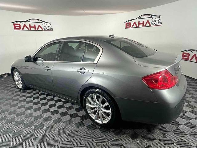 Photo of 2010 Graphite Shadow INFINITI G37