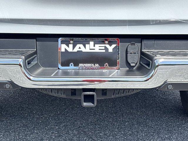 Photo of 2024 Bright White Clearcoat RAM 1500