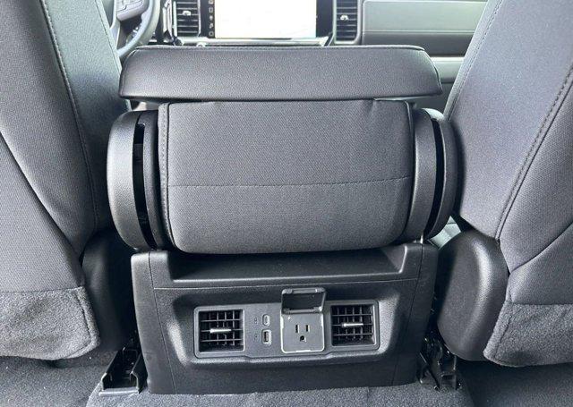 Photo of 2025 Summit White GMC Sierra 1500