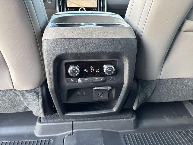 Photo of 2025 Summit White GMC Acadia
