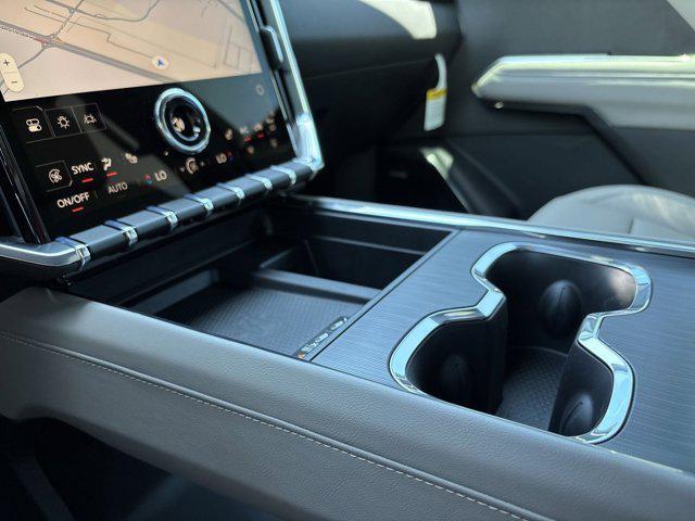 Photo of 2025 Summit White GMC Acadia