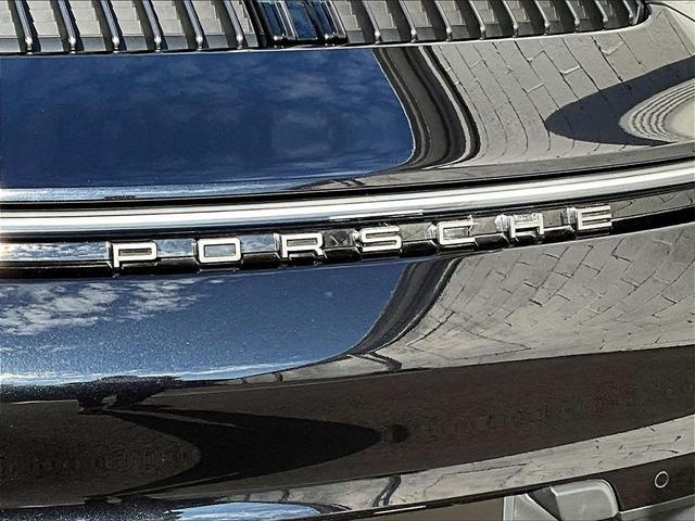 Photo of 2023 Jet Black Metallic Porsche 911