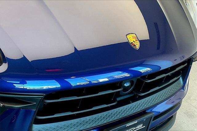 Photo of 2024 Gentian Blue Metallic Porsche Macan