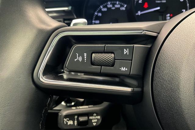 Photo of 2024 Gentian Blue Metallic Porsche Macan