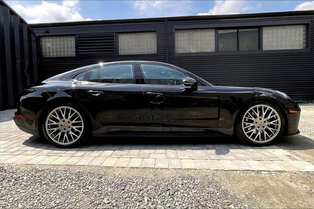 Photo of 2024 Black Porsche Panamera