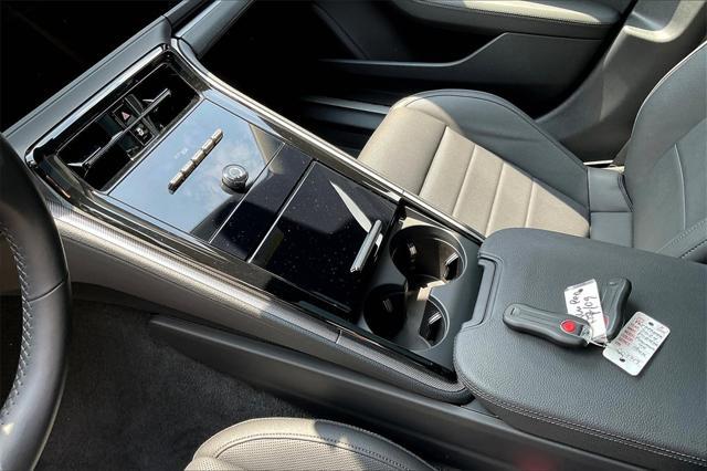 Photo of 2024 Black Porsche Panamera
