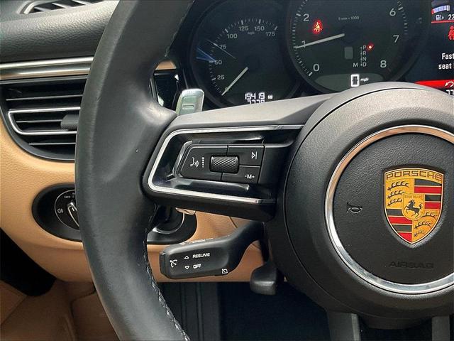 Photo of 2022 Black Porsche Macan