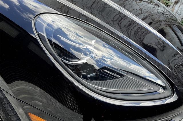Photo of 2025 Jet Black Metallic Porsche Macan