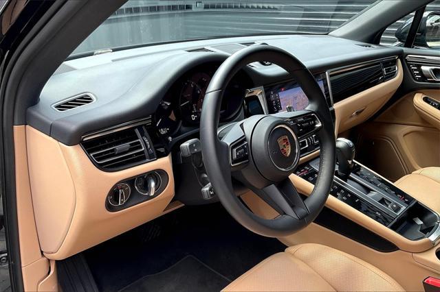 Photo of 2025 Jet Black Metallic Porsche Macan