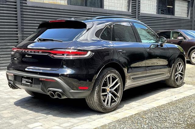 Photo of 2025 Jet Black Metallic Porsche Macan