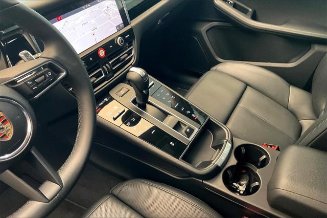 Photo of 2025 Jet Black Metallic Porsche Macan