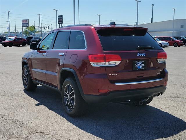Photo of 2019 Velvet Red Pearlcoat Jeep Grand Cherokee