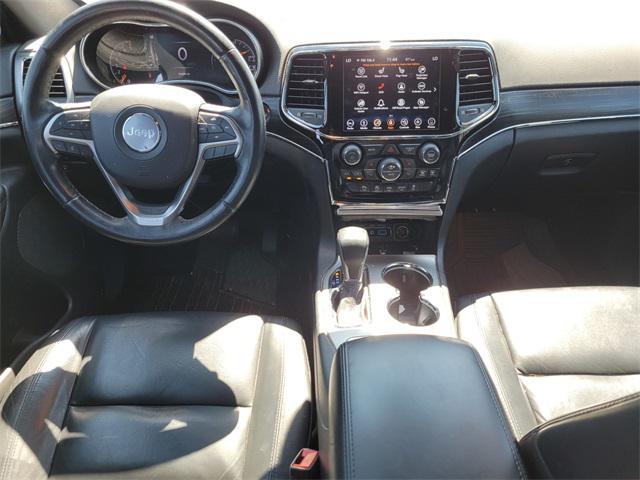 Photo of 2019 Velvet Red Pearlcoat Jeep Grand Cherokee
