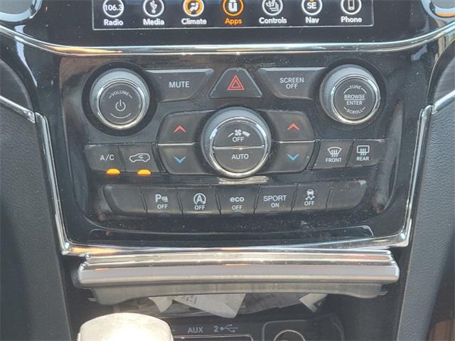 Photo of 2019 Velvet Red Pearlcoat Jeep Grand Cherokee