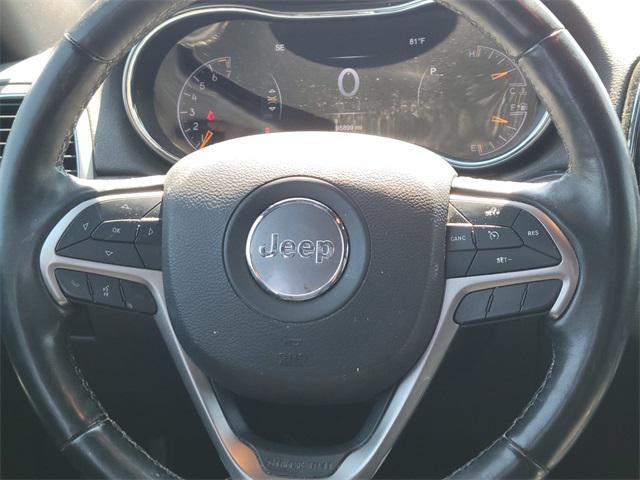 Photo of 2019 Velvet Red Pearlcoat Jeep Grand Cherokee