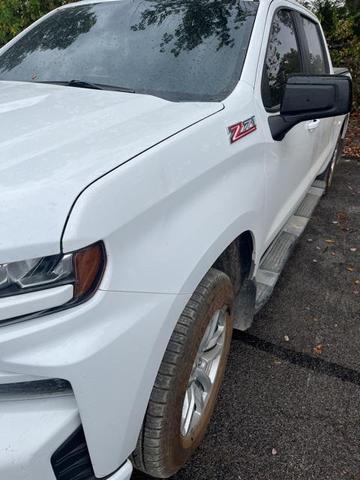 Photo of 2021 White Chevrolet Silverado 1500