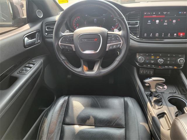 Photo of 2022 DB Black Crystal Clearcoat Dodge Durango