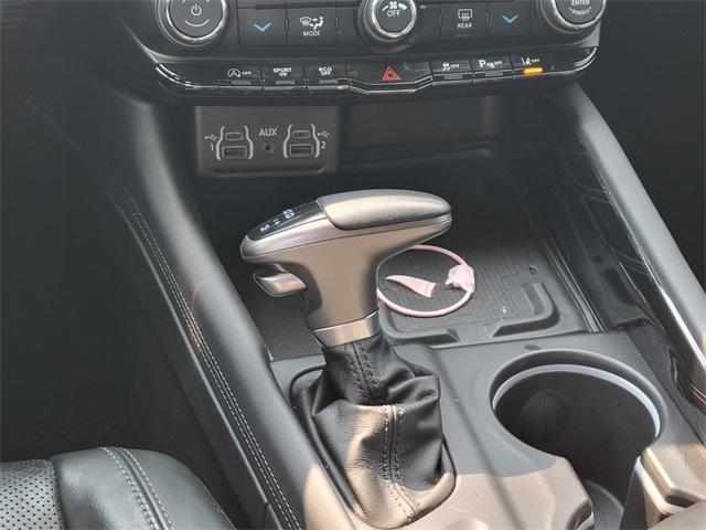 Photo of 2022 DB Black Crystal Clearcoat Dodge Durango