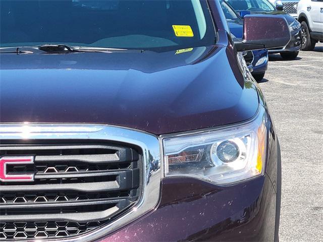 Photo of 2018 Black Cherry Metallic GMC Acadia