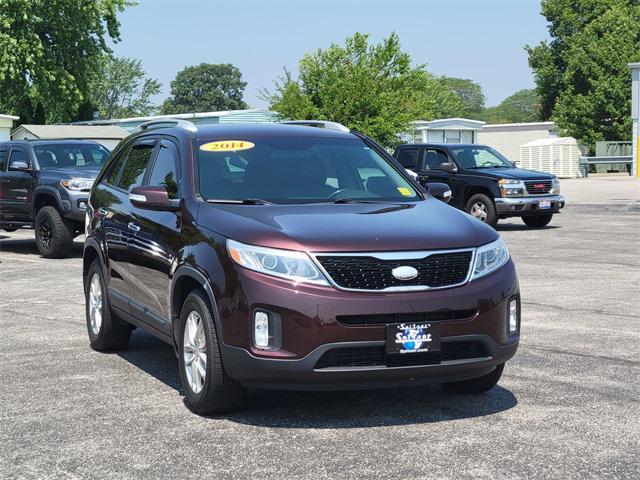 Photo of 2014 Maroon Kia Sorento