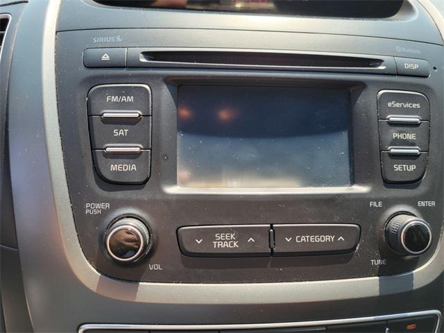 Photo of 2014 Maroon Kia Sorento