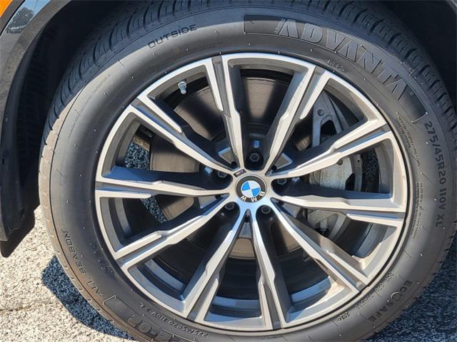 Photo of 2019 Black Sapphire Metallic BMW X5