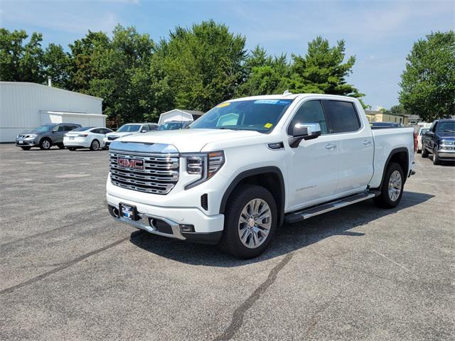 Photo of 2024 Summit White GMC Sierra 1500
